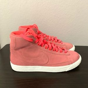 Nike Womens Blazer Mid GS Size 7Y 8.5 Wmn